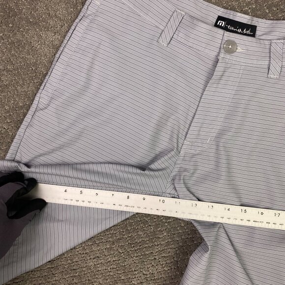 Travis Mathew Beck Shorts Men's 32 Gray Stripes Stretch Golf Performance Wear - Picture 11 of 11
